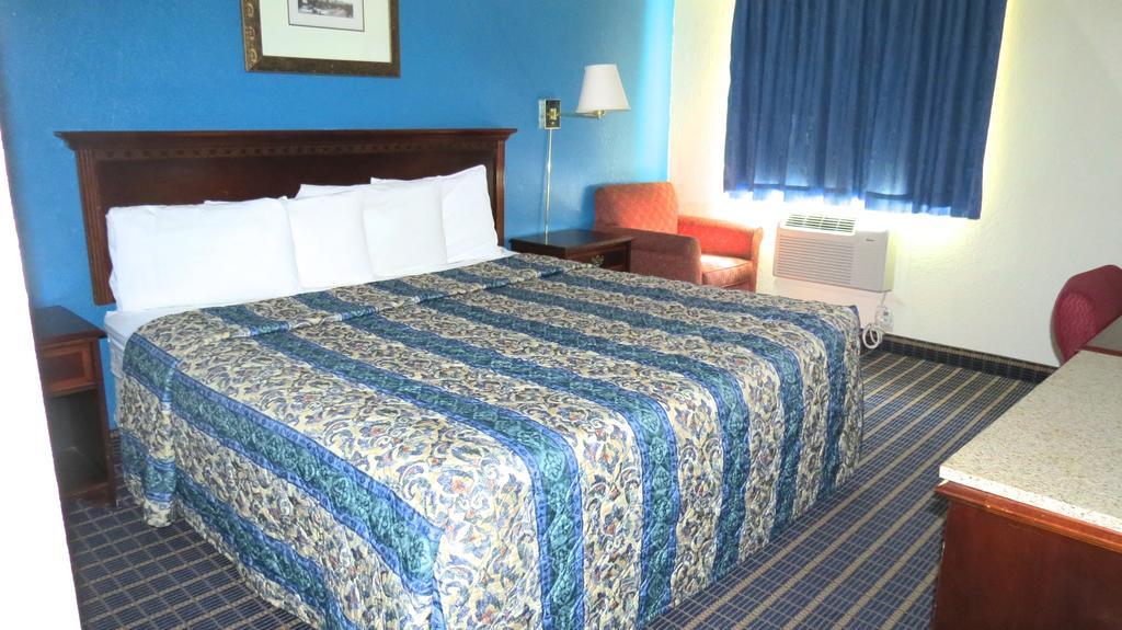 Budget Host Airport Inn Waterville Bilik gambar